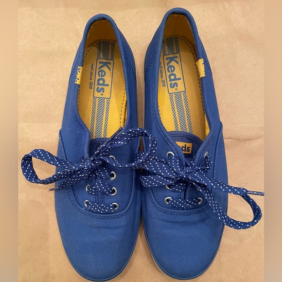 Keds Women’s size 7 Blue shoes. - Picture 9 of 14